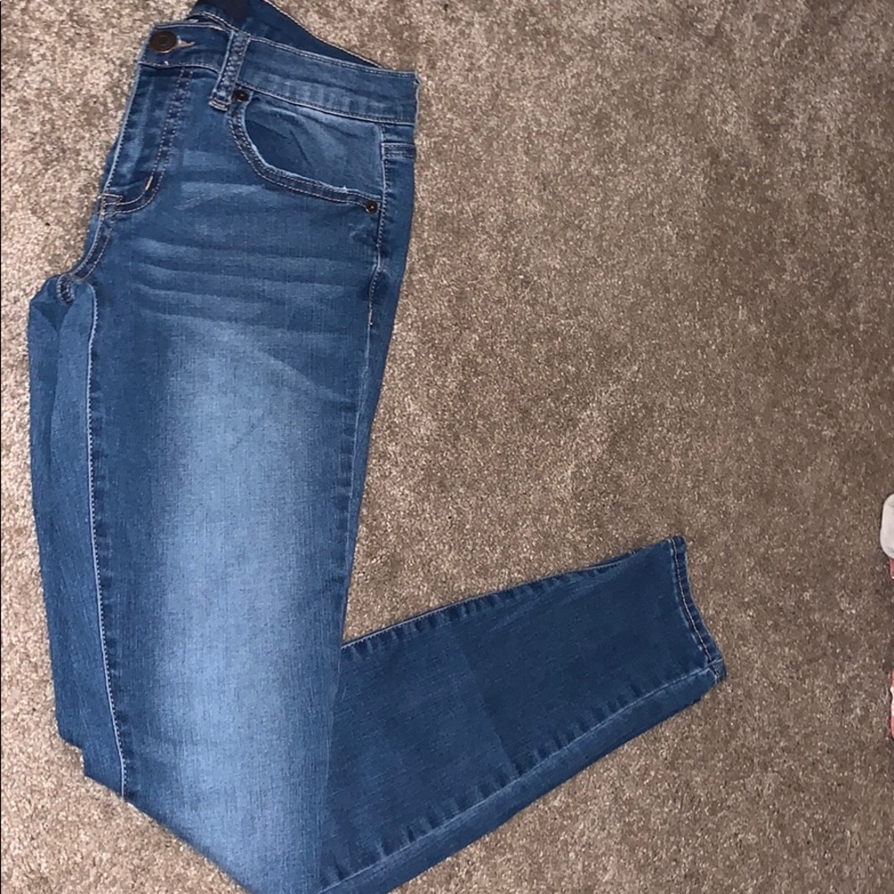 Aeropostale jeans!